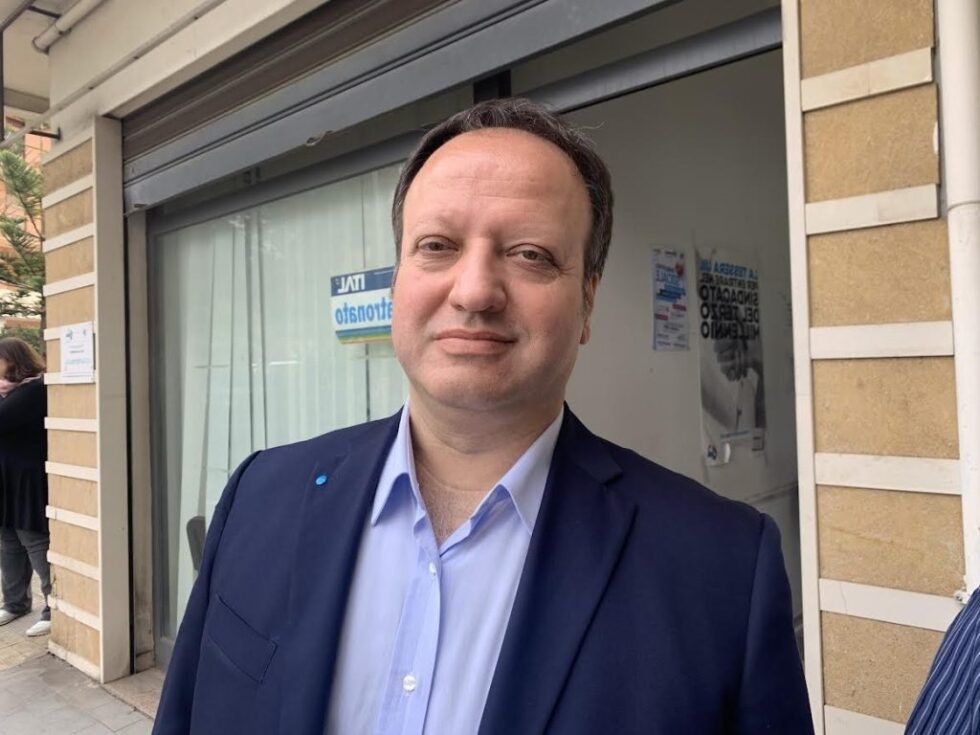 Rigettato il ricorso della Cisl Fp contro la stabilizzazione di 18 precari all’IRCCS Neurolesi, esultano quattro organizzazioni sindacali, "Giustizia è fatta". 1 Livio Andronico primo piano