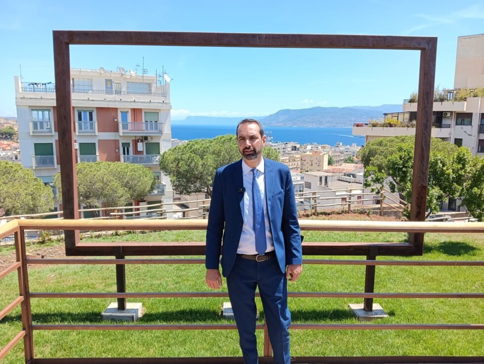 Emergenza abitativa - Lettera aperta al Sindaco di Messina "La ringrazio per l'assenza di risposte e per la presa in giro..." 1 basile messina 2