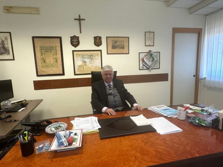 Al via campagna vaccinale antinfluenzale 2024/2025  e la campagna vaccinazione anti Covid da parte dell’Asp Messina con inizio da oggi 14 Ottobre a Messina e provincia.