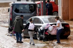 UNA TRAGEDIA - Oltre 70 morti in Spagna per le piogge torrenziali. Una testimone a Valencia: "Il fiume straripato, uno tsunami" - FOTO 22 dana spagna 5