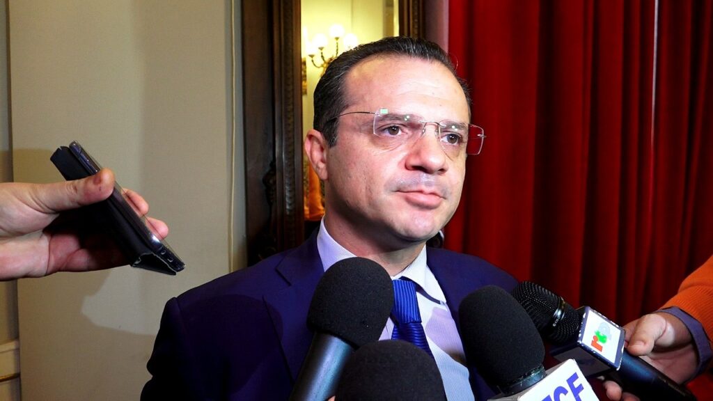 Cambio di Passo, il Sindaco de Luca a CMdB: “Facinorosi che hanno tentato di intimidire i consiglieri . Abbiamo le registrazioni d’aula" 2 de luca masterplan 1