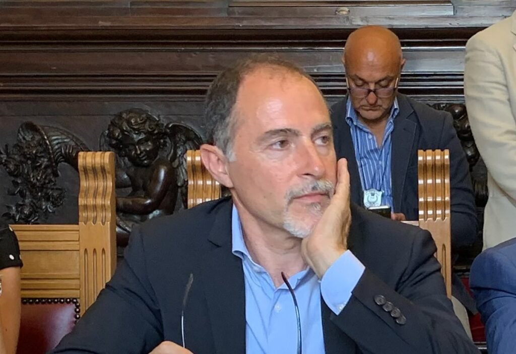 Ast, conti in rosso e assunzioni bloccate: la Regione frena sui 73 autisti per tutelare i precari storici 3 giuseppe lombardo messinaservizi