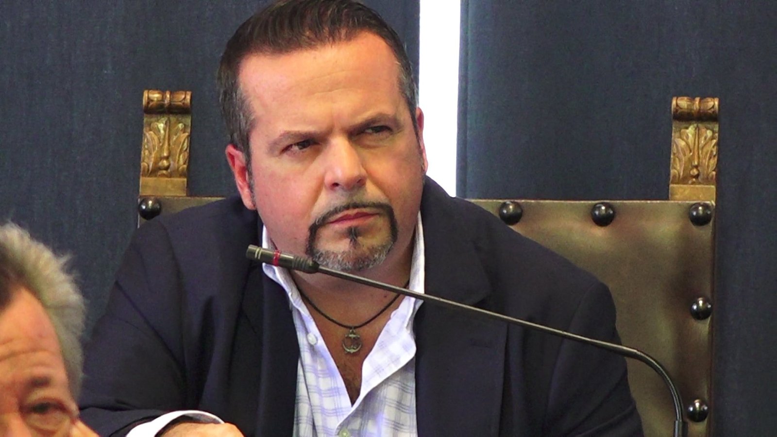 Messina - Gioveni "Dimissioni direttori generali: TRE alla Social City e UNO all'AMAM. Che succede?" 6 libero gioveni 1