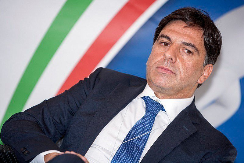 Dopo denuncia dell’OR.S.A., Fratelli d’Italia ritira l’emendamento presentato all’interno della legge di conversione del decreto ILVA. 2 Senatore Salvo Pogliese