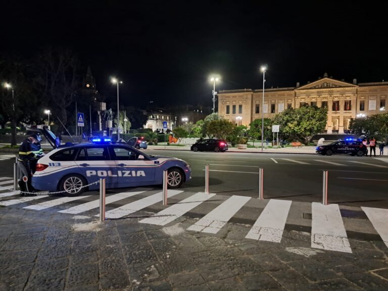 MESSINA, RISSA IN PIAZZA UNIONE EUROPEA. SETTE SOGGETTI ARRESTATI DALLA POLIZIA DI STATO