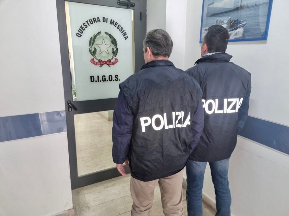 Volanti della Polizia effettuano 3 arresti nelle ultime 4 settimane, di cui uno per l’illecito reingresso nel territorio dello Stato italiano di un cittadino tunisino di 60 anni. 1 polizia migrazione