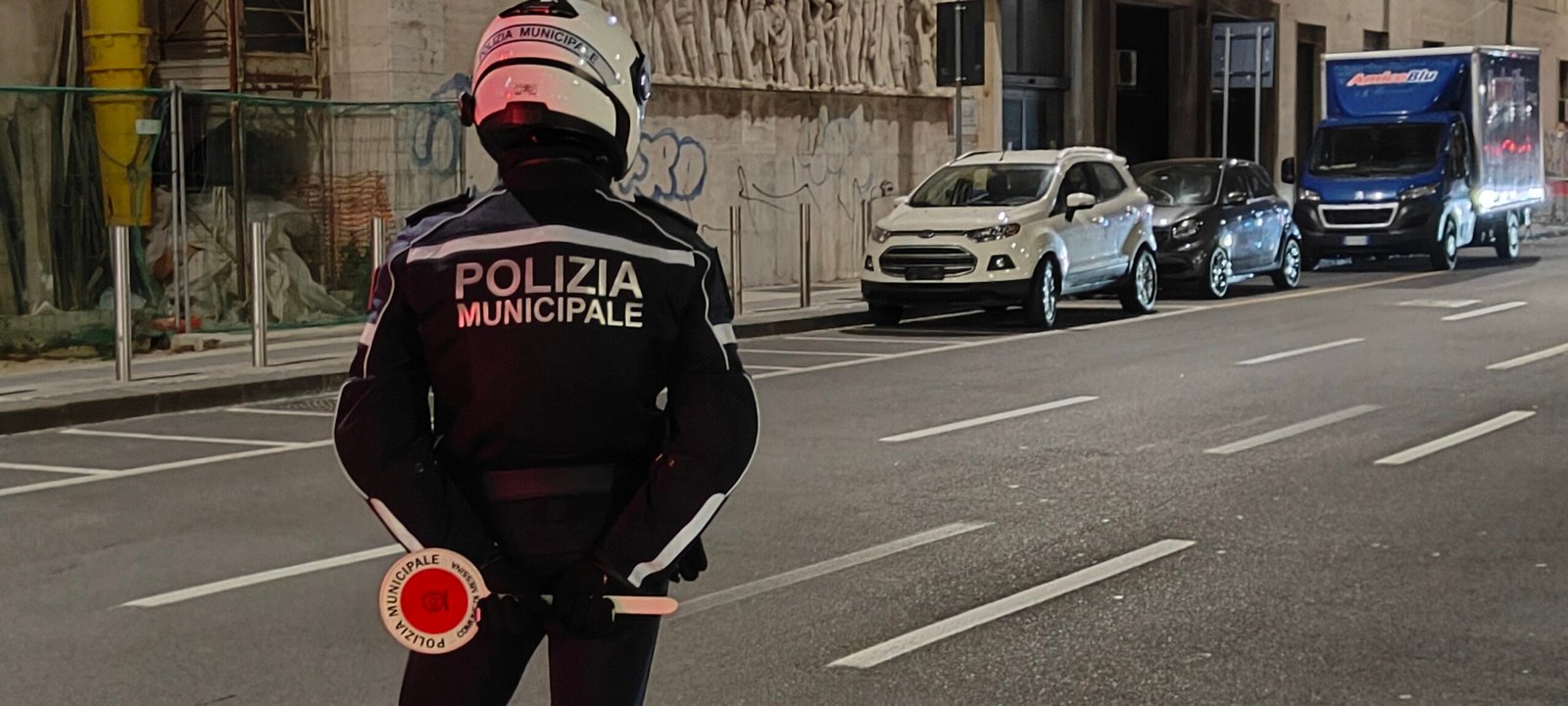 Da oggi in vigore il Nuovo Codice della Strada, super-stretta per alcol e telefono al volante 5 polizia municipale50 scaled