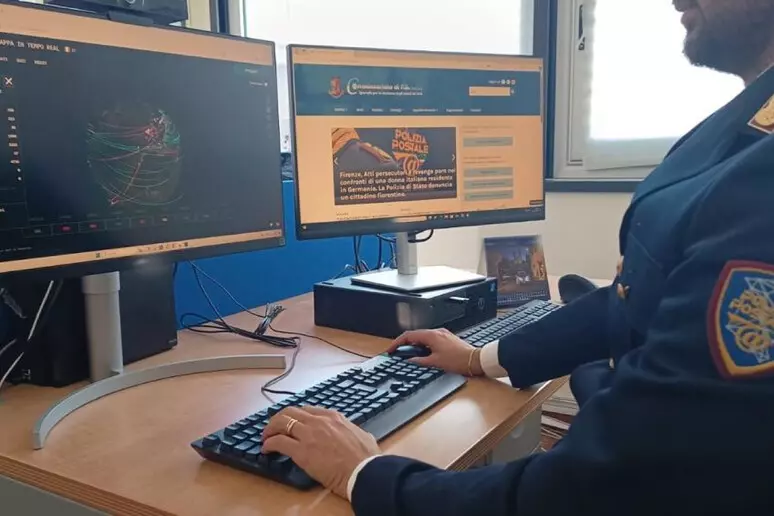 Adesca una minorenne per sesso online, arrestato un 31enne 1 polpost