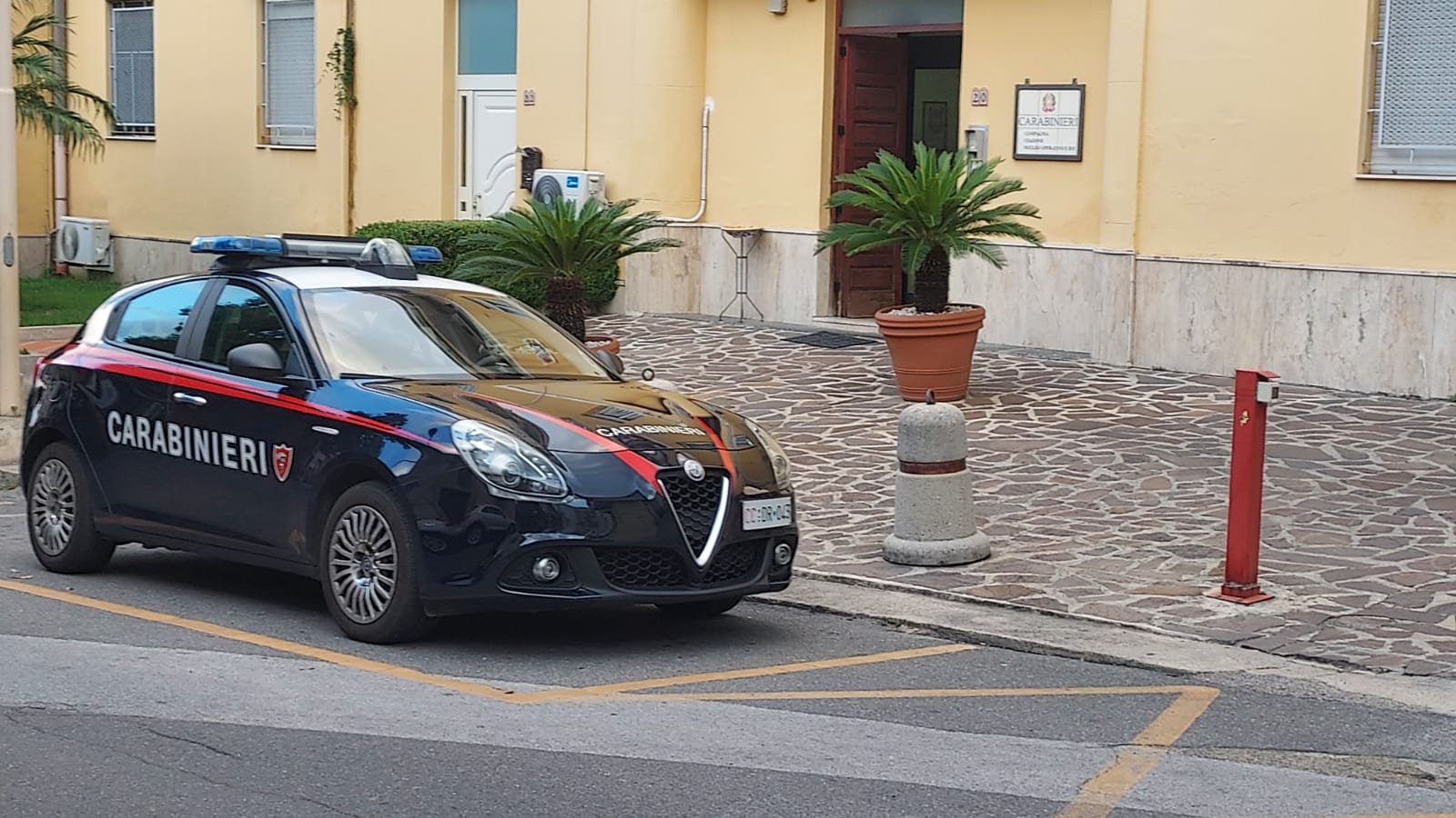 CONTROLLI STRAORDINARI DEI CARABINIERI. 2 DENUNCIATI PER GUIDA SOTTO L’EFFETTO DI ALCOL E DROGHE. ELEVATE DIVERSE CONTRAVVENZIONI AL CODICE DELLA STRADA. 5 1000093337