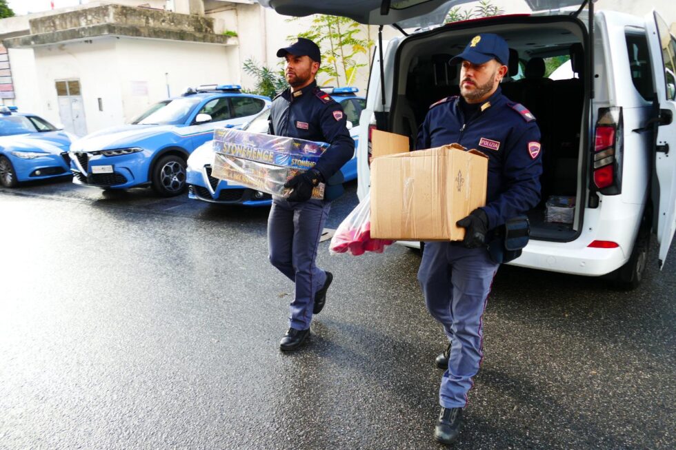 POLIZIA DI STATO MESSINA, SEQUESTRATI E DISTRUTTI 110 CHILI DI “BOTTI DI CAPODANNO” 1 3