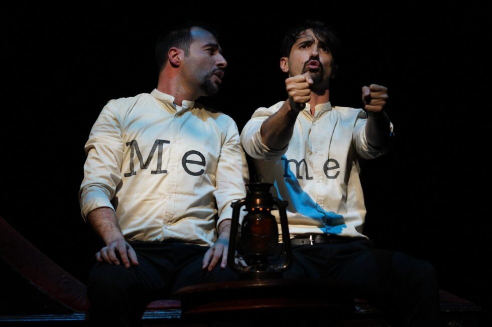 Al Teatro Val d’Agrò di Santa Teresa (ME) va in scena “Dialoghi tra il grande me e il piccolo me” - domenica 17 novembre ore 18.30 1 “Dialoghi tra il grande me e il piccolo me”