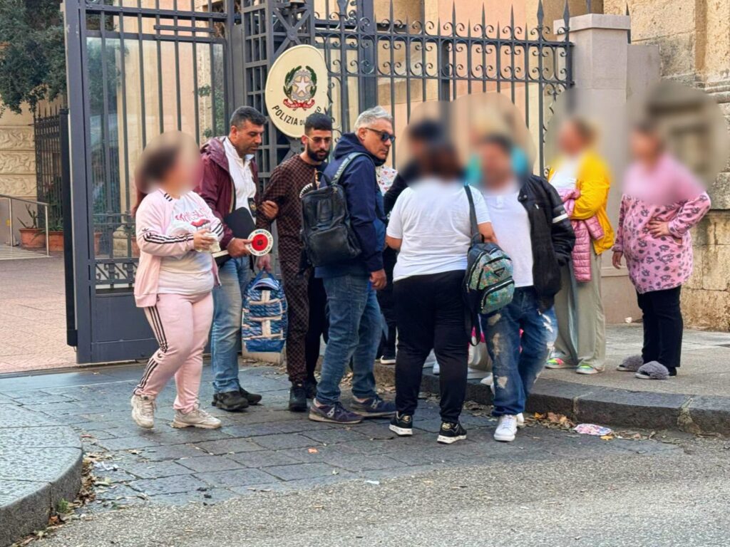 Una donna a capo del supermarket della droga a Santa Lucia sopra Contesse. Nel sottoscala la scritta "Pablo Escobar" 2 WhatsApp Image 2024 11 05 at 12.44.192