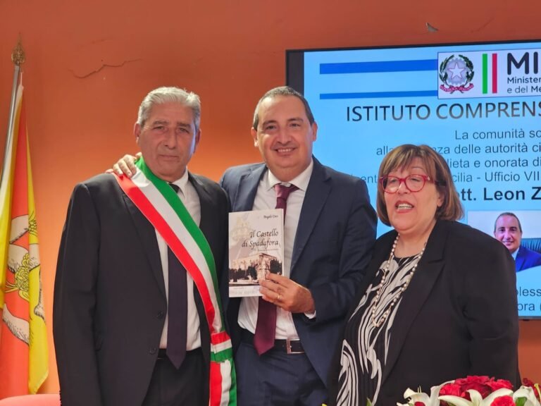 VISITA ISTITUZIONALE DEL DIRIGENTE USR Sicilia - Messina LEON ZINGALES A SPADAFORA. Accolto dal Sindaco Lillo Pistone