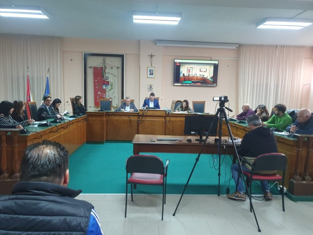 San Filippo del Mela: si esaminano le osservazioni presentate dai privati alla Variante del PRG. Presentate oltre 50 osservazioni. 2 consiglio comunale san filippo del mela