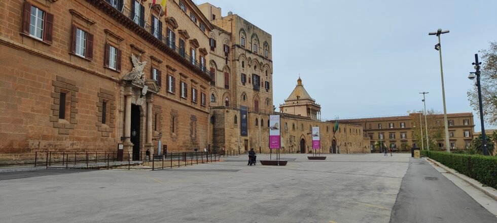Economia, giunta regionale approva manovra da 345 milioni di euro 1 palazzo normanni14