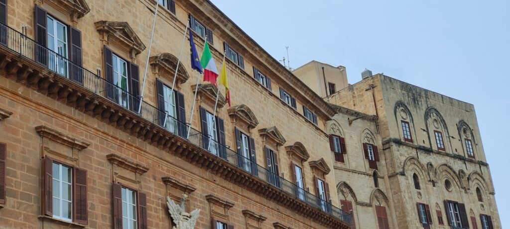 Palermo, la Regione stabilizza ultimi 424 ex Pip. Schifani: «Niente più precarietà» 3 Palazzo ARS Normanni