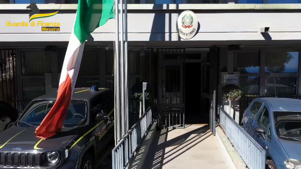 GdF: SPROPORZIONE TRA I REDDITI DICHIARATI E IL PATRIMONIO DISPONIBILE. CONFISCATI BENI DI PROVENIENZA ILLECITA PER QUASI 400MILA EURO 3 taormina gdf