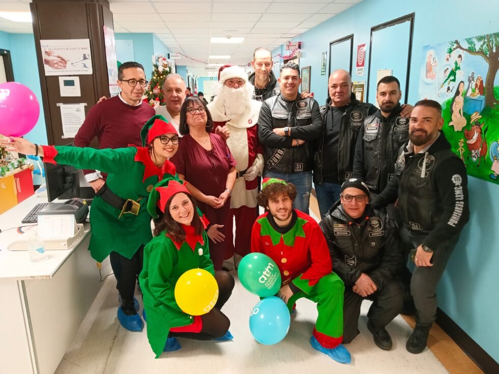 I Punishers Law Enforcement Motorcycle Club portano doni ai bambini del reparto di Pediatria dell’Ospedale Papardo di Messina 1 WhatsApp Image 2024 12 15 at 12.44.31