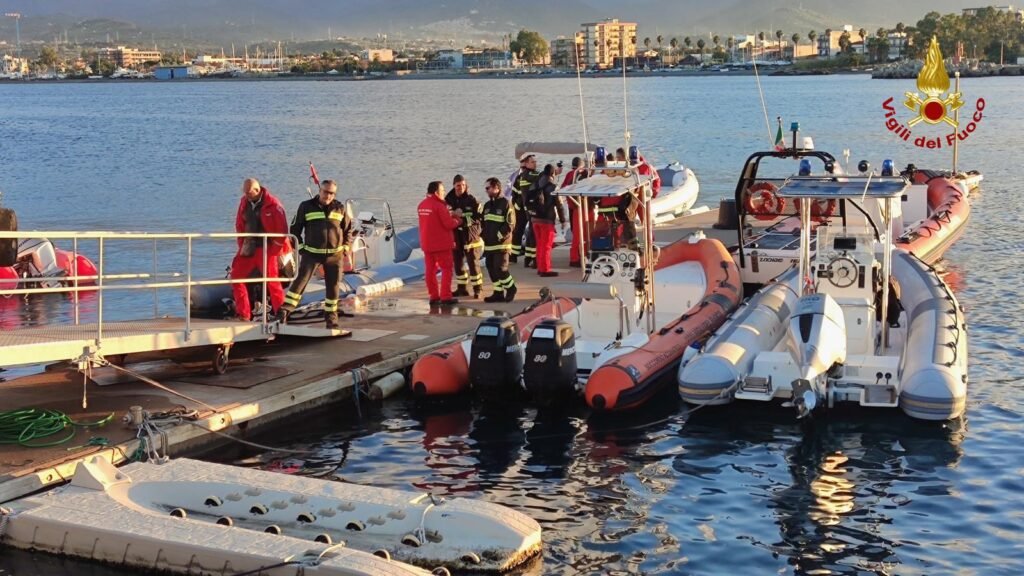Comando VF di Messina, dal 9 al 20 dicembre 2024 si è svolto il corso di patente nautica di seconda categoria. 4 WhatsApp Image 2024 12 22 at 15.51.18