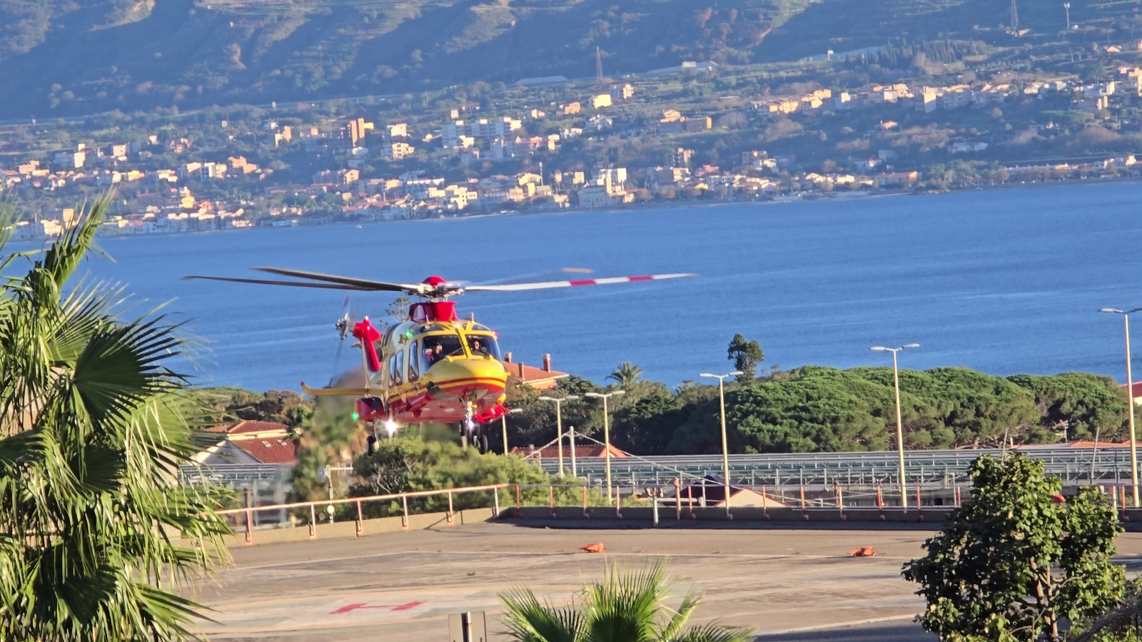 In elisoccorso al Policlinico di Messina giovane dopo incidente a Milazzo 3 elisoccorso 4