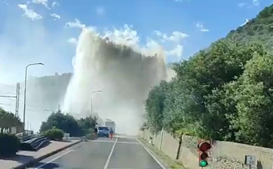 scoppio conmudttura fiumefreddo rfi