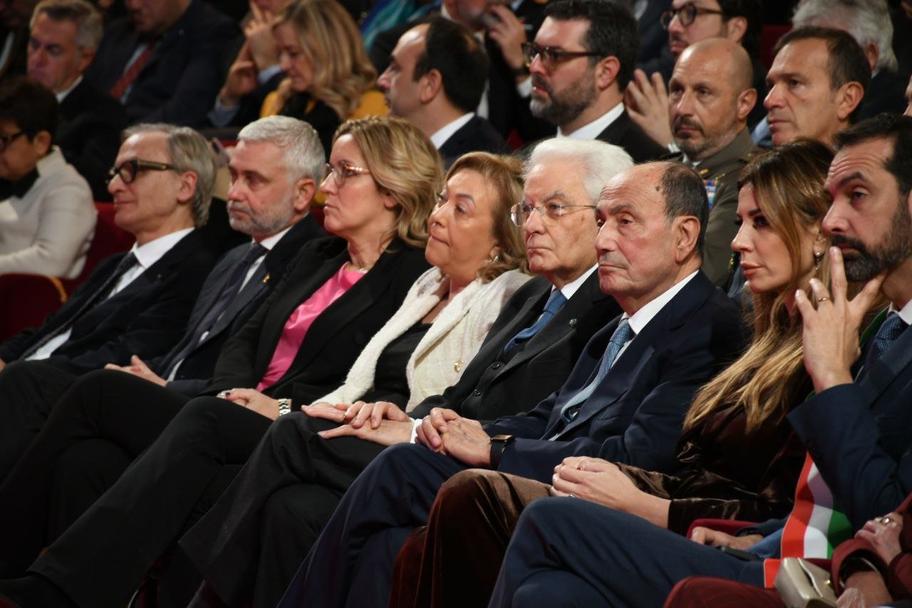Messina, Schifani all’inaugurazione dell’anno accademico: «Dottorato honoris causa a Mattarella conferma protagonismo europeo della città» 2 Mattarella e Schifani a Messina per il conferimento della laurea honoris causa al presidente della Repubblica