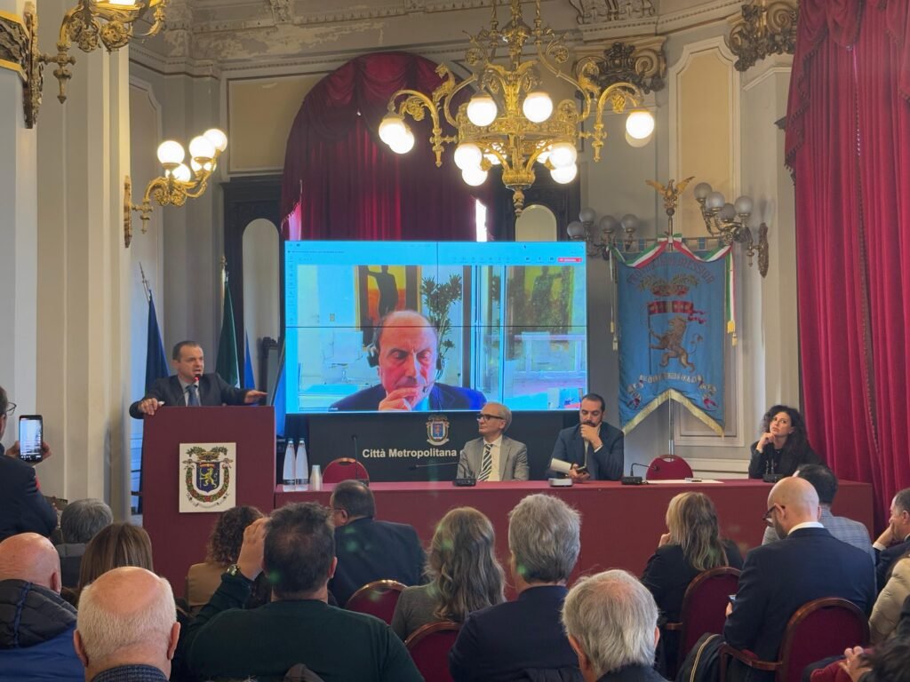 Città Metropolitana - I "cavilli" non giustificano l’utilizzo "ad usum Delphini" dei soldi pubblici! 1 castelli de luca 1