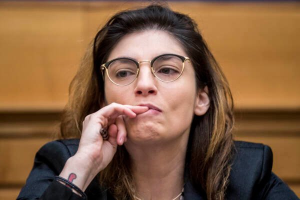 Città Metropolitana - I "cavilli" non giustificano l’utilizzo "ad usum Delphini" dei soldi pubblici! 34 castelli