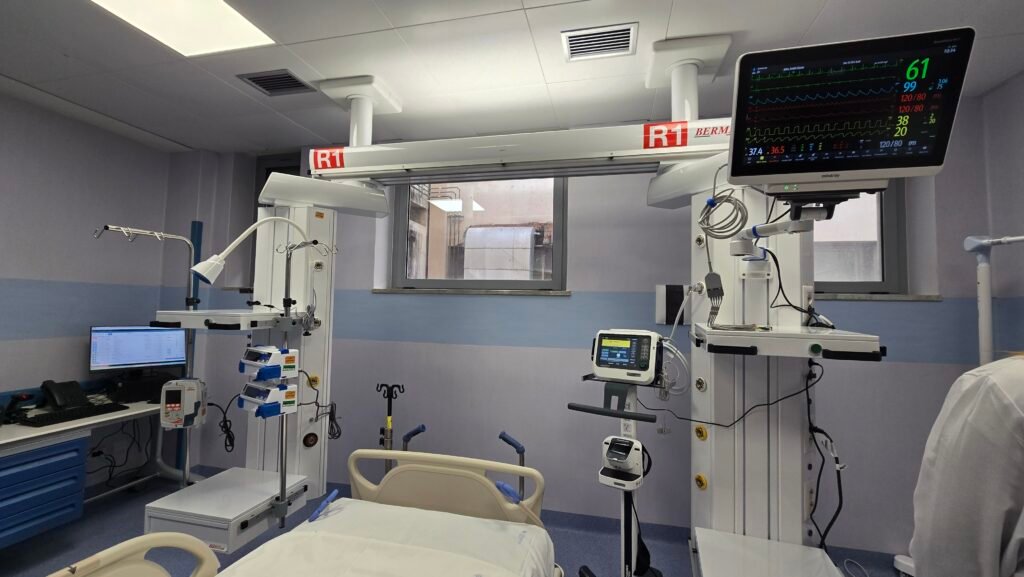 Tragedia a Santa Teresa di Riva, muore l'anziana investita sul lungomare 4 pronto soccorso 4