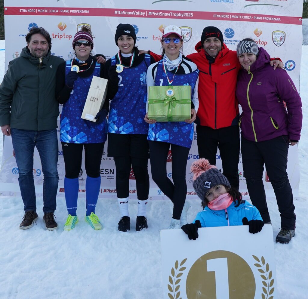 Il Pistì Snow Trophy si conferma su altissimi livelli. Trend di partecipanti in forte crescita e formula vincente con il connubio sport e divertimento ad alta quota. 3 snow volley federale 1 classificati