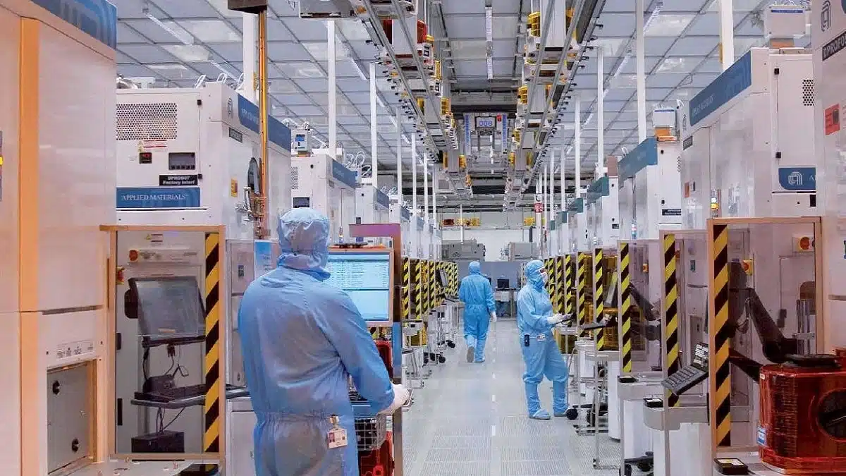 STMicroelectronics italia catania min