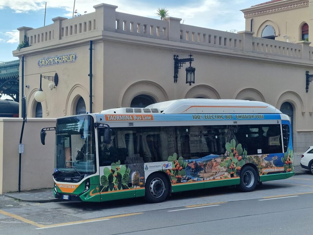 ASM Taormina - Nuove tariffe Tpl a partire da sabato 1 marzo 2 bus stazione