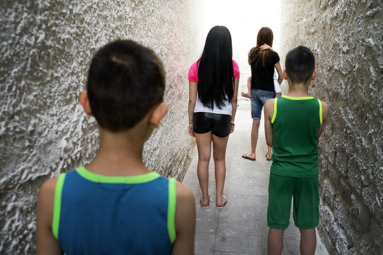 disagio abitativo minori