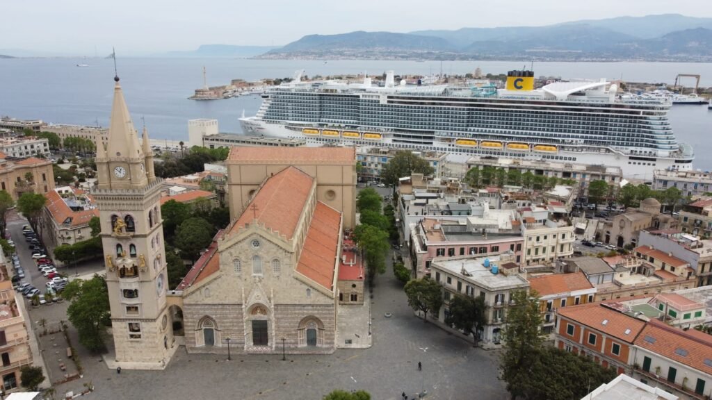 Festeggiati al Duomo di Messina i 20 anni della Polizia Metropolitana 2 duomo 4