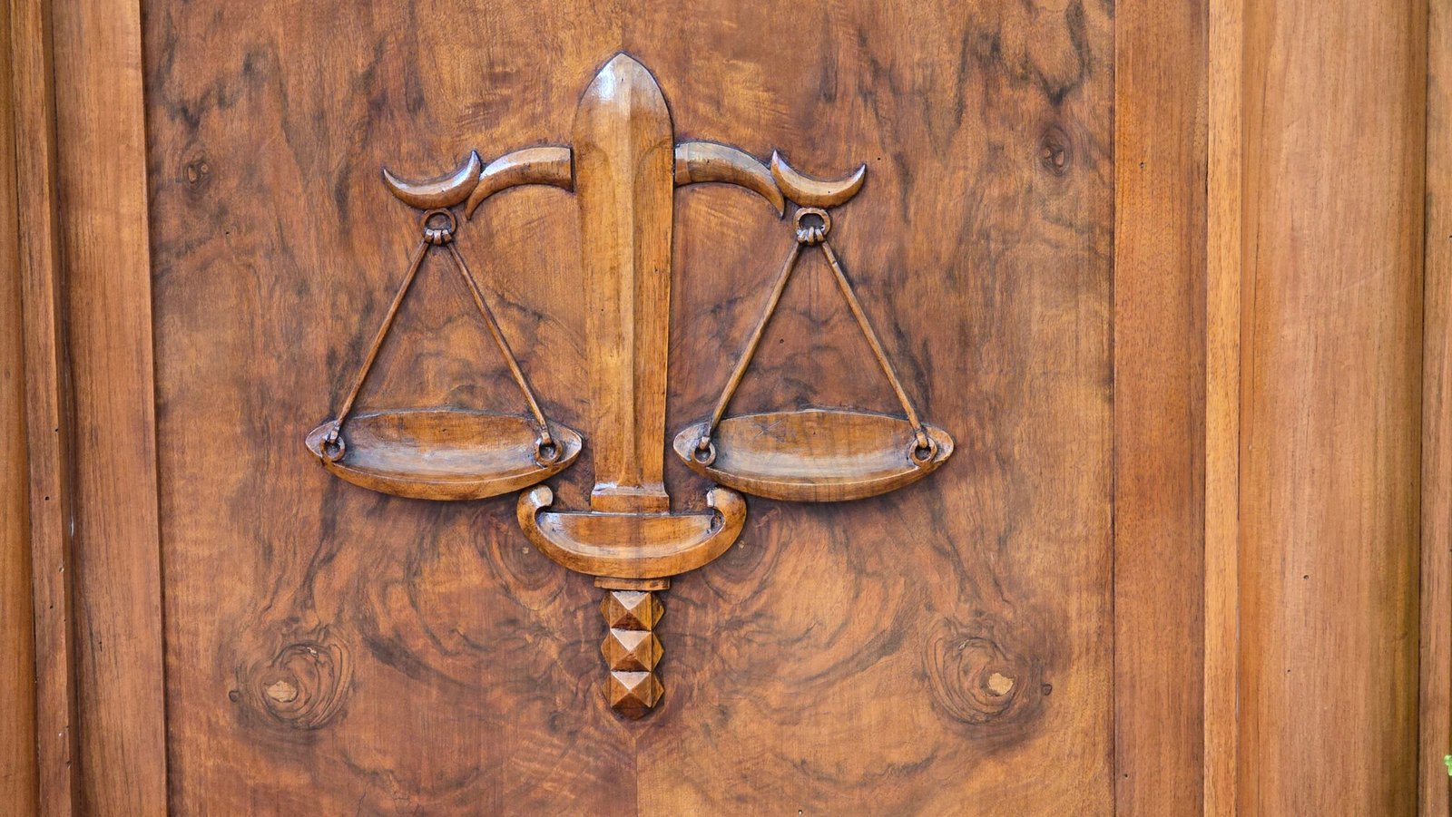 giustizia tribunale scaled