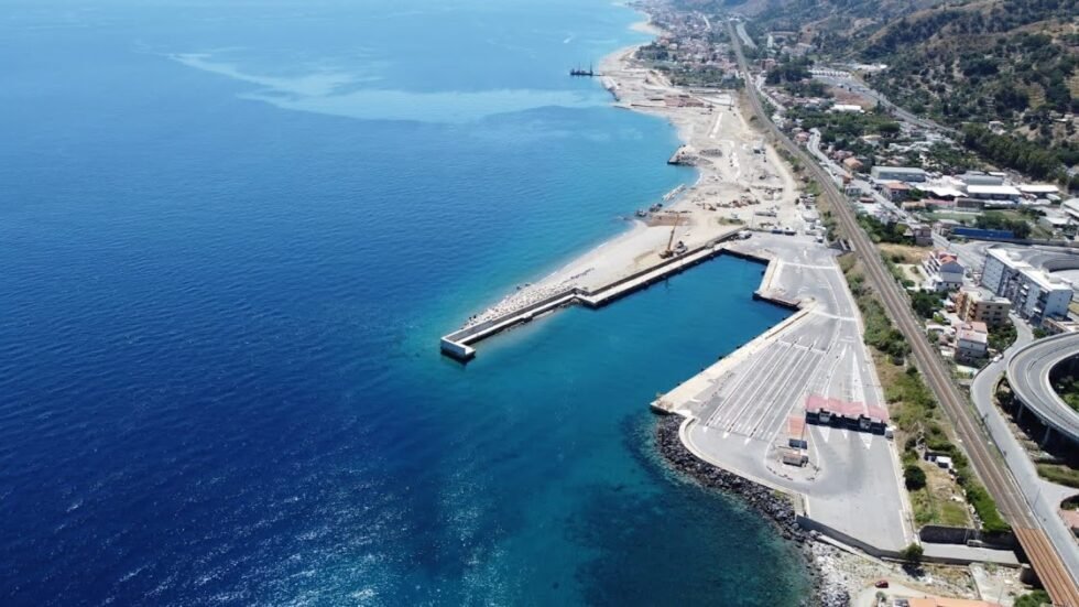 Porto di Tremestieri: Lega e Prima L'Italia "da Basile solo annunci senza fatti concreti. Intervento Lega determinante" 1 porto tremestieri7