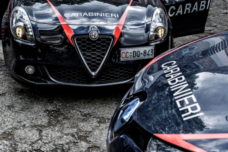 Milazzo (ME): Carabiniere libero dal servizio sventa un furto in abitazione e arresta due persone”