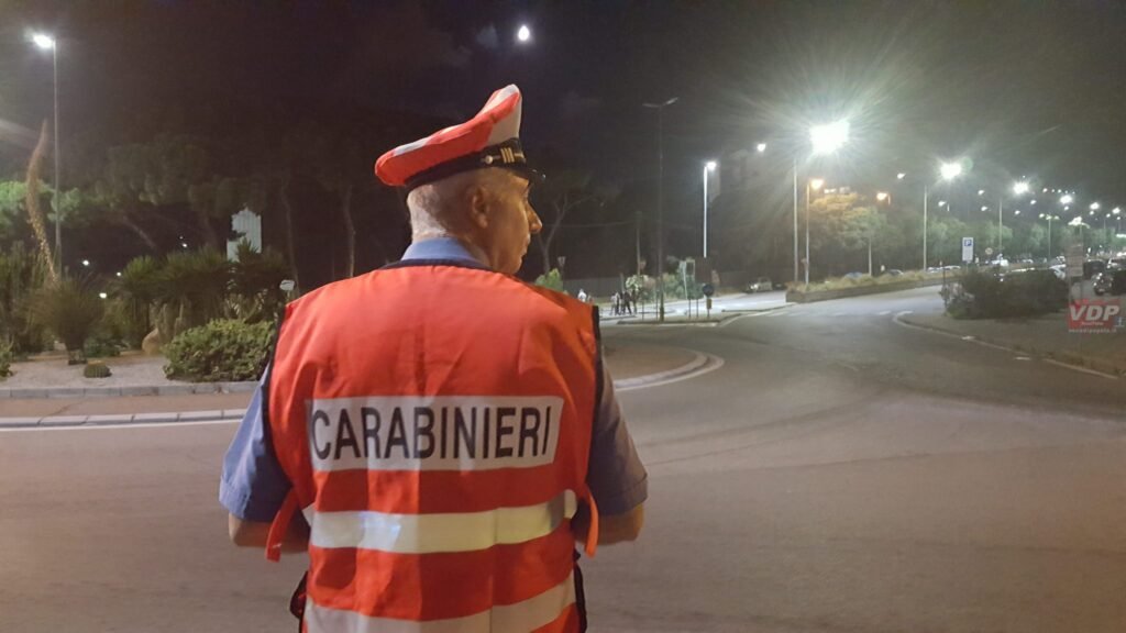 Messina Sud - Ai domiciliari con la cocaina nascosta tra gli alimenti in cucina. 49enne arrestato dai Carabinieri 2 carabinieri controlli8