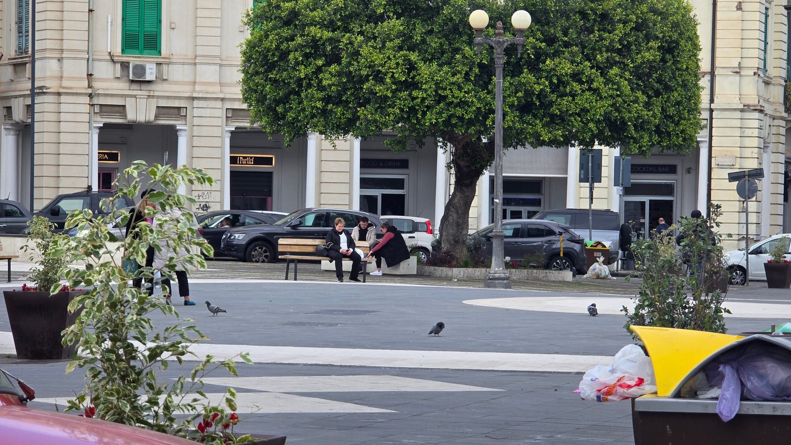 MESSINA, RIFIUTA UNA PROPOSTA SESSUALE: AGGREDITO E COLPITO AL COLLO CON BOTTIGLIE ROTTE. ARRESTATI PER TENTATO OMICIDIO 5 piazza lo sardo scaled