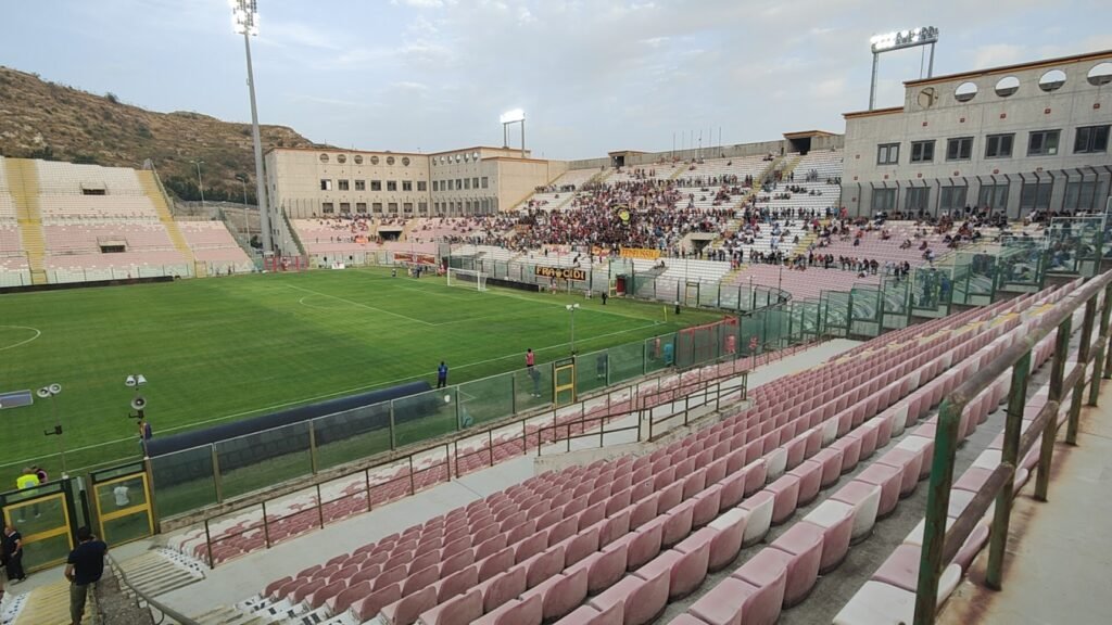 Il Messina Calcio verso un nuovo capitolo: un'offerta d'acquisto apre la strada all'asta 3 stadio7