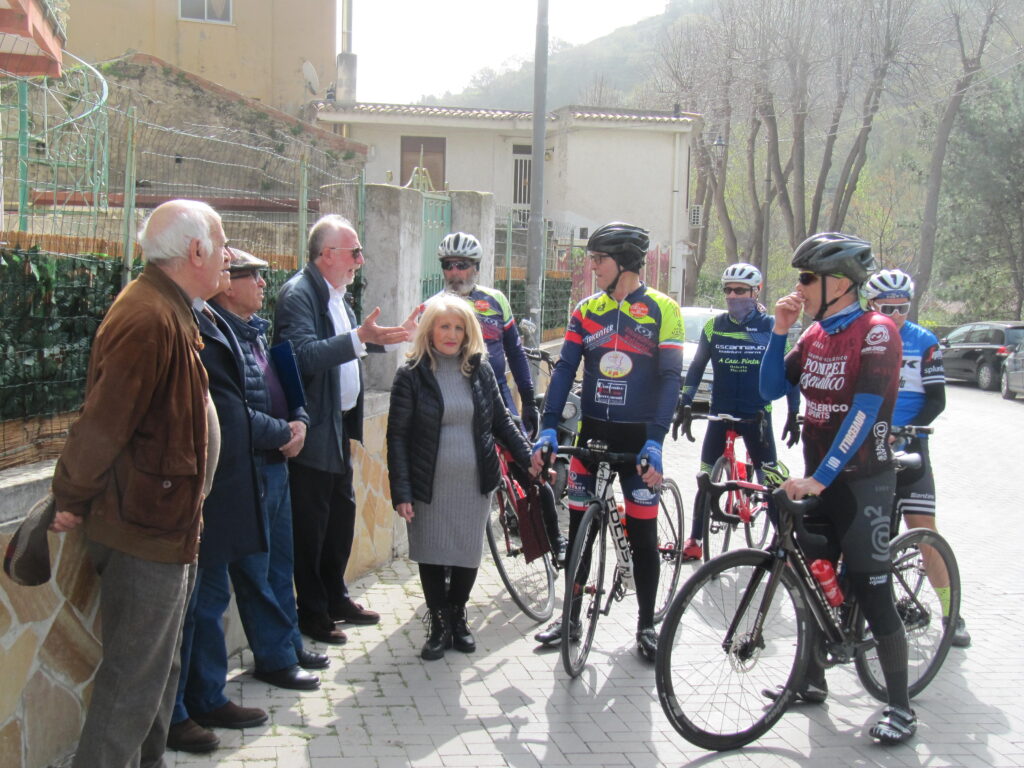 Il Comitato cittadino "Messina 3S" a Briga Superiore. Sciacca "Criticità e abbandono" 4 visita di un gruppo di ciclisti per inaugurare la ciclovia 1