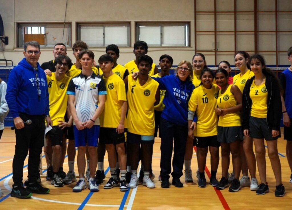 Finali provinciali di Badminton all’I.I.S. “Verona Trento”: uno sport sempre più popolare che trasmette valori importanti ai giovani. 3 WhatsApp Image 2025 04 03 at 07.59.31