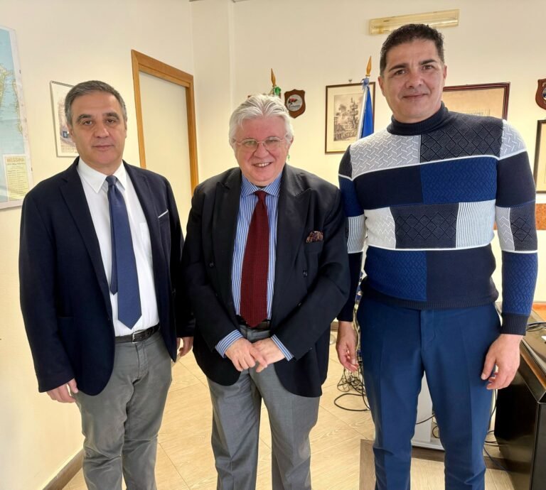 Collaborazione Internazionale per i bimbi dell’Africa: progetto "Cuori Ribelli dell’Asp Messina" in accordo con il Ccpm di Taormina e l’associazione ‘Una voce per Padre Pio’, per interventi per cardiopatie anche in Africa formando personale del luogo.