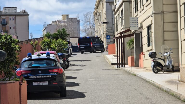 Carcere di Gazzi - Tenta di suicidarsi con l'elastico delle mutande. Salvato da agente della penitenziaria