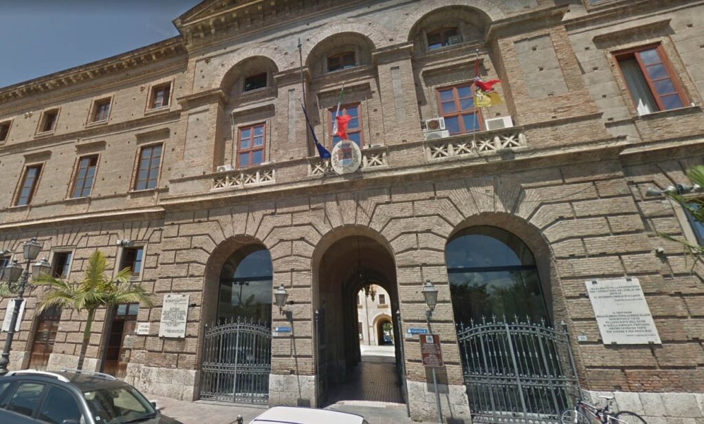 MILAZZO - Referendum 8 e 9 giugno effettuato il sorteggio degli scrutatori. Ecco l’elenco 2 Milazzo comune