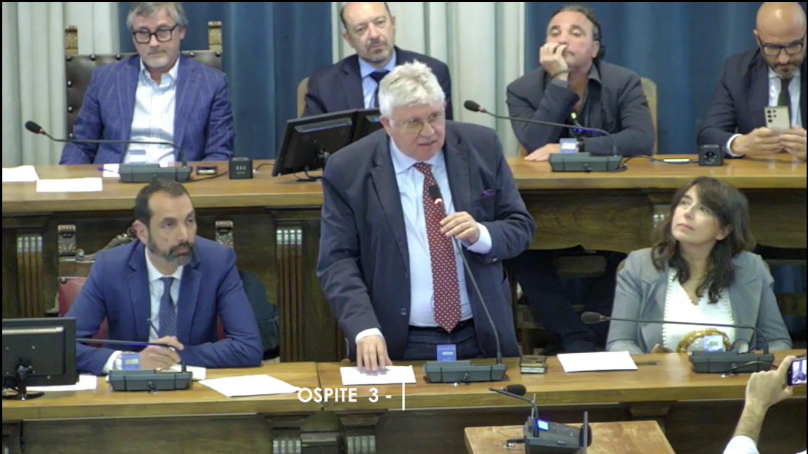 Consiglio comunale su "potabilità acqua": conforme o potabile? Nessuna risposta. Amam si rivolge all'Asp di Enna... Perché? 6 cucci