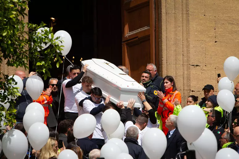 Scuola di Portella di Mare intitolata a Sara Campanella 6 sara campanella