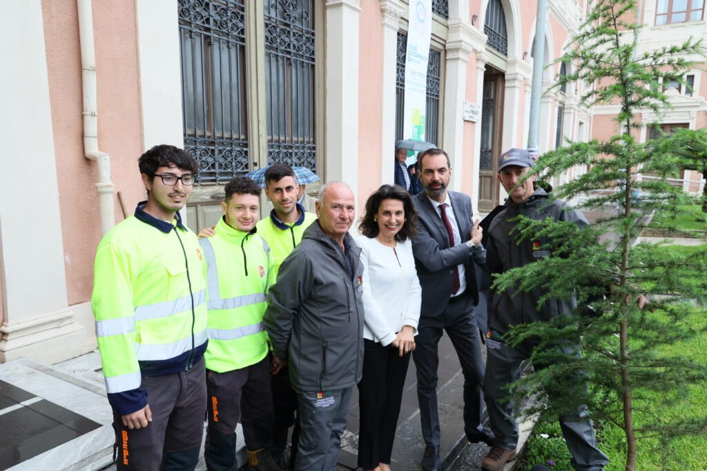 Firmato a Messina il protocollo per la raccolta differenziata: Comune, Conai, Messinaservizi e Università uniti verso l’obiettivo 65% 3 protocollo per la raccolta differenziata: Comune, Conai, Messinaservizi e Università