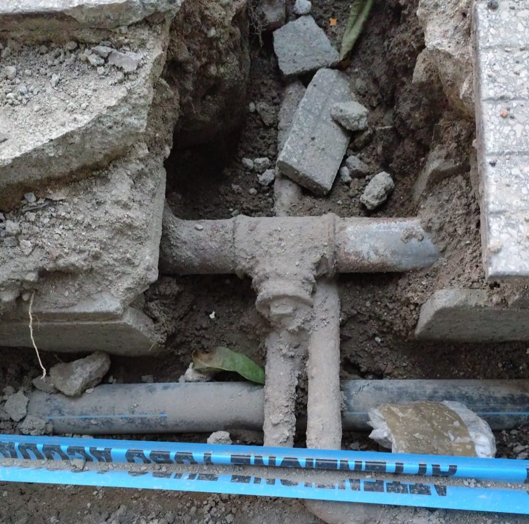 COLETTA IV CIRCOSCRIZIONE: CONTINUANO I DISSERVIZI DELLA RETE IDRICA CITTADINA. I SOLDI DEL PNRR CI SONO MA VANNO SPESI MEGLIO DALL’AMMINISTRAZIONE 4 IMG 20250501 WA0016