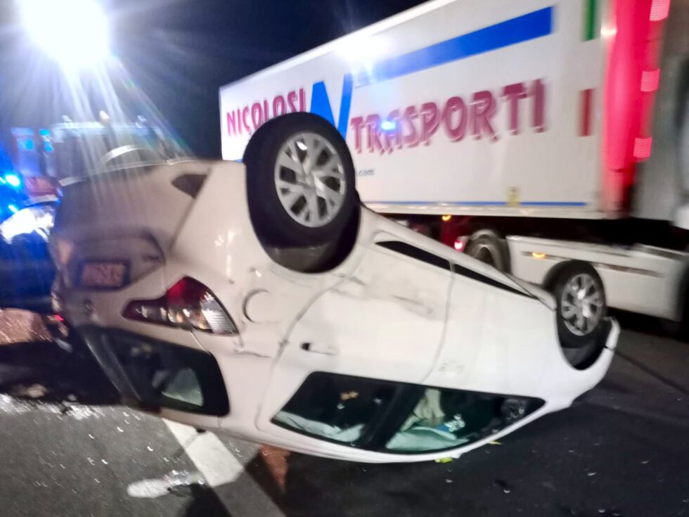 Incidente in A18 a Tremestieri. Feriti in ospedale 1 IMG 20250503 WA0026